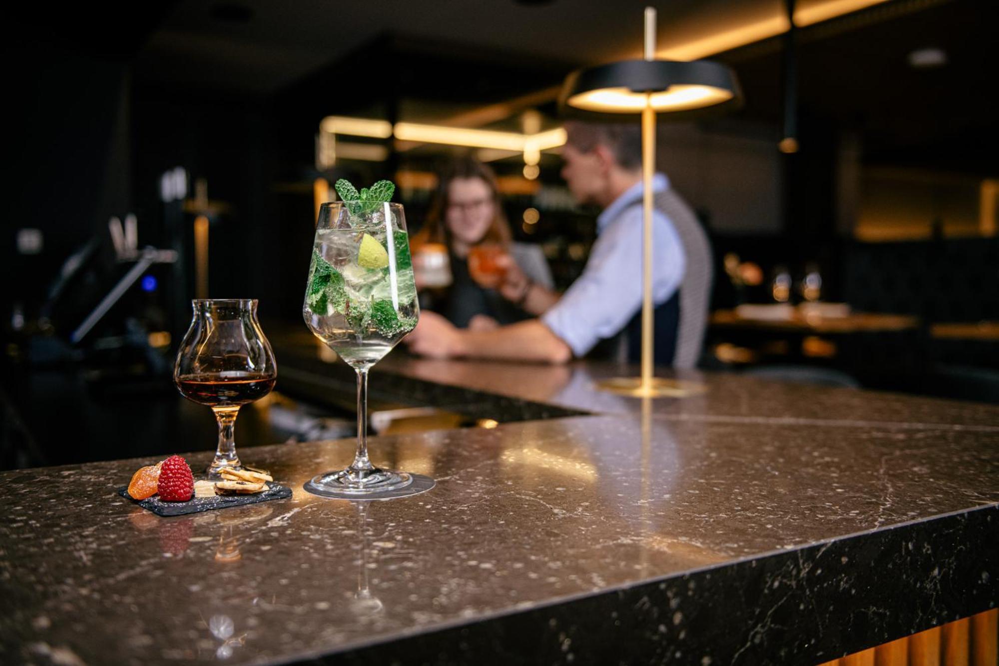 Hotel Post Alpine Cityflair Brunico Luaran gambar